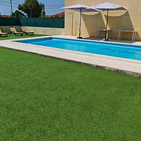 Guesthouse Pool & Relax *